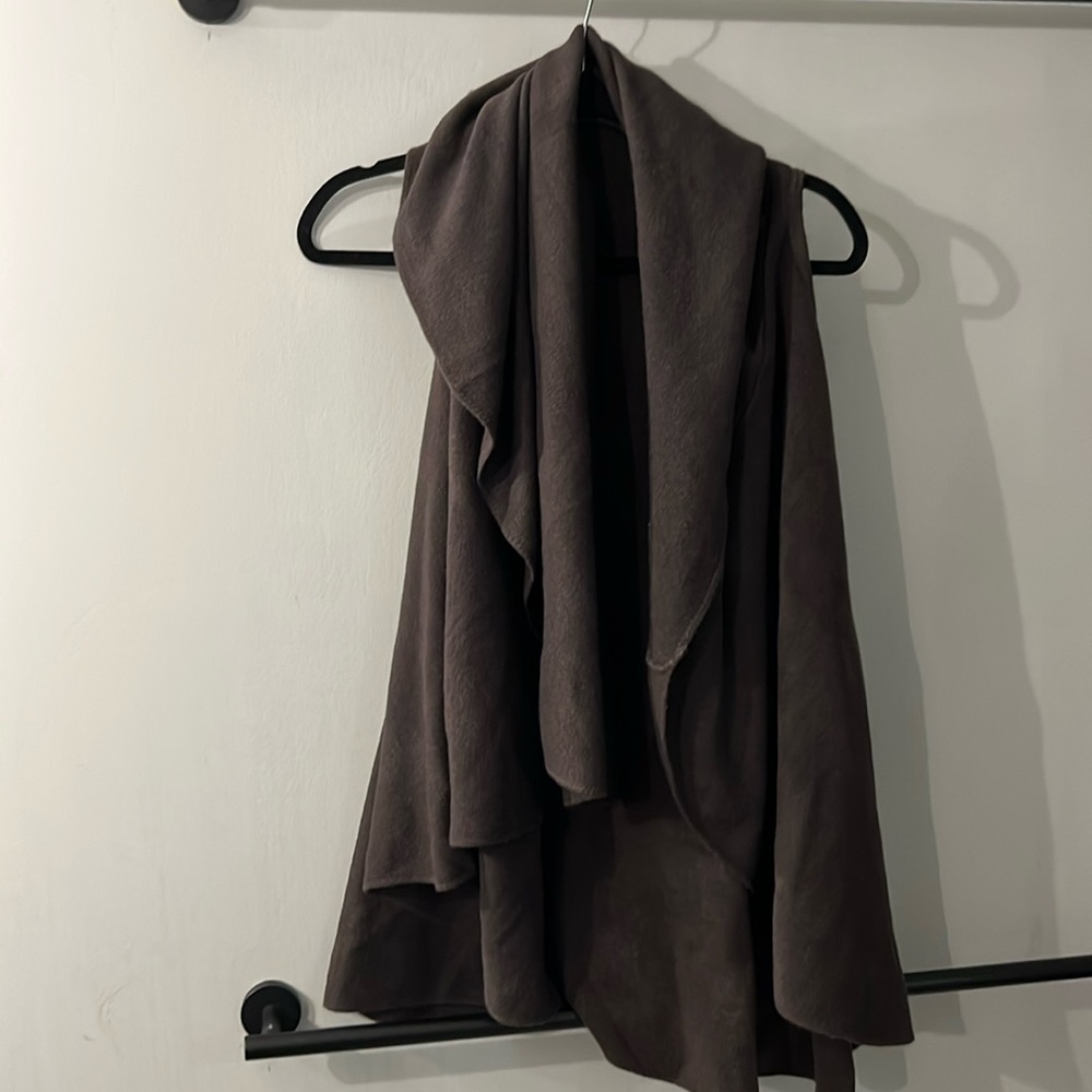 Look By M couture Shawl Vest